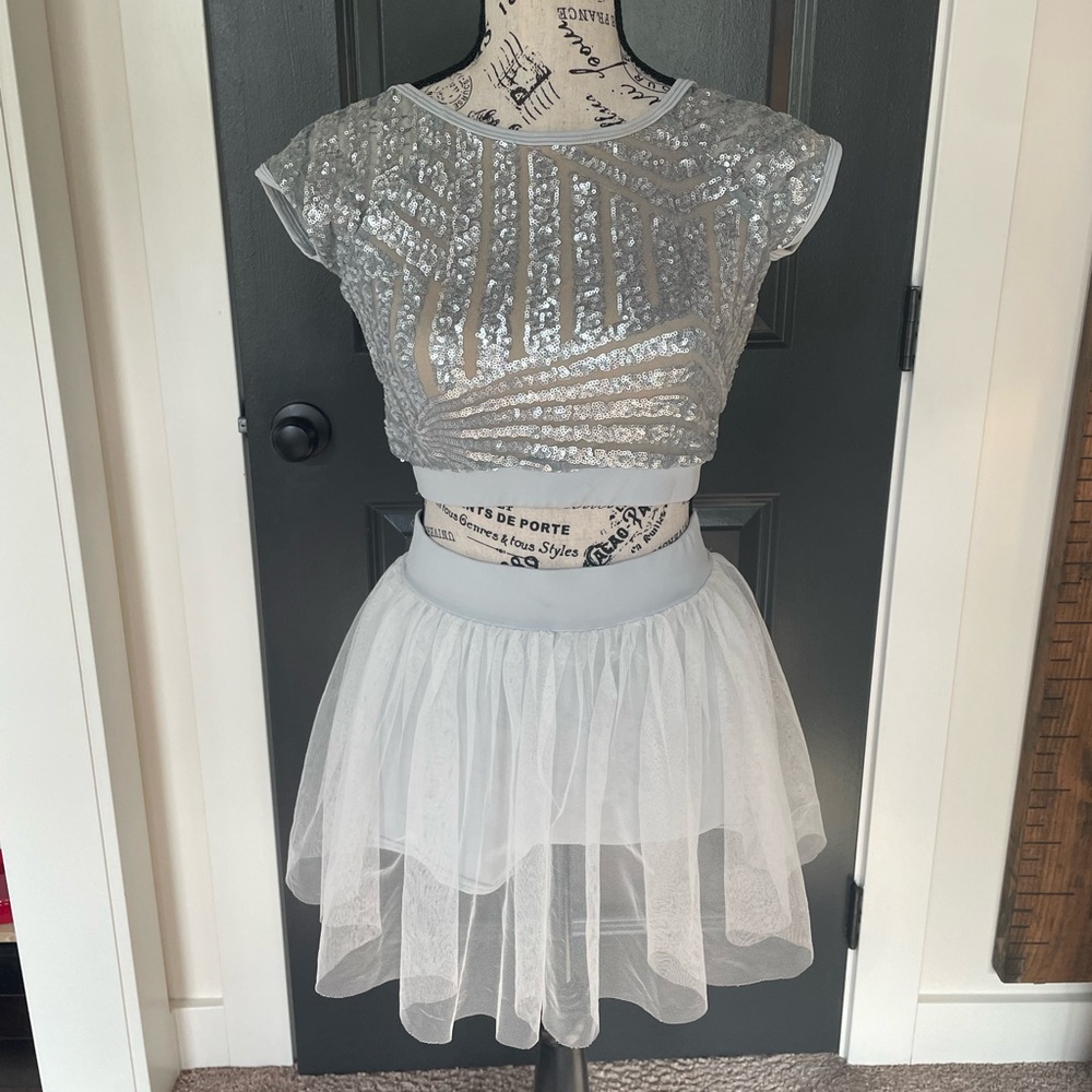Curtain Call 2 piece lyrical costume
#010